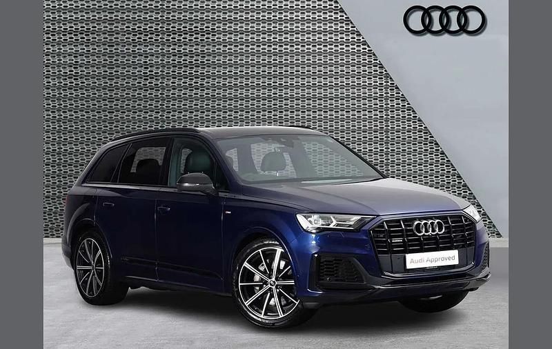 Blue Used 2023 Audi Q7 Black Edition SUV | £42,000 (Fair price) - Image 1/4