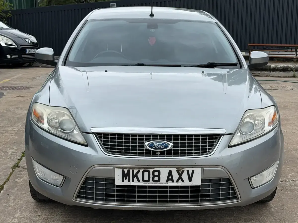 Used Ford Mondeo Titanium X 140 HP (102 kW) 2008 Silver Hatchback