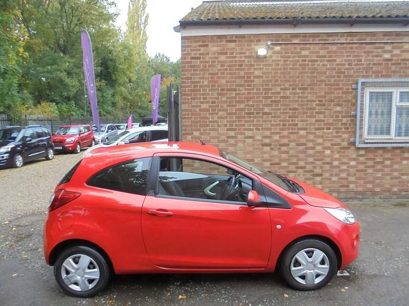 Used Ford Ka S 69 HP (50 kW) 2013 Red Hatchback