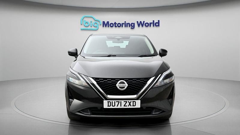 Used Nissan Qashqai Acenta Premium 156 HP (114 kW) 2021 Black SUV