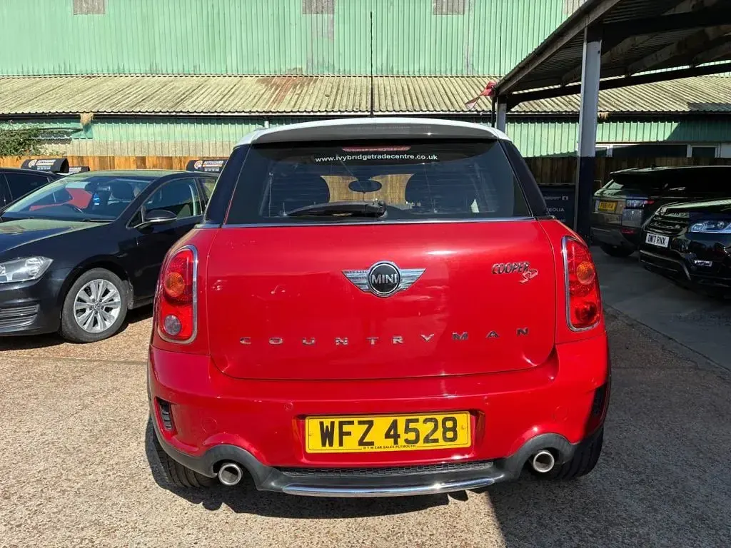 Used Mini Cooper SD Countryman 143 HP (105 kW) 2015 Red SUV