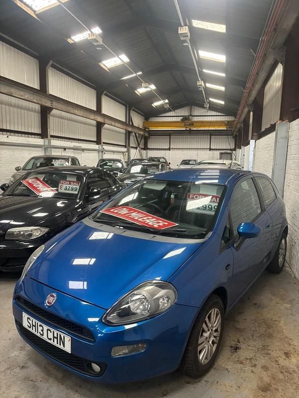 Used Fiat Punto Easy 77 HP (56 kW) 2013 Blue Hatchback