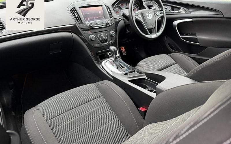 Used Vauxhall Insignia SRi 136 HP (100 kW) 2016 Hatchback