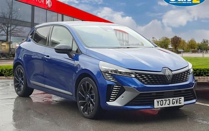 Red Used 2025 Renault Clio V Esprit Alpine Hatchback | £16,449 (Fair price) - Image 1/4