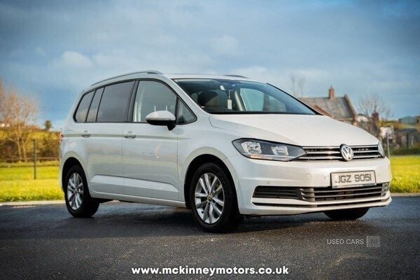 White Used 2018 VW Touran Family MPV | £13,250 (Fair price) - Image 1/4