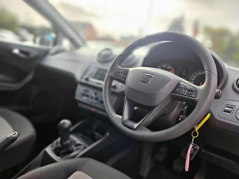 Used Seat Ibiza SOL 75 HP (55 kW) 2017 White Hatchback