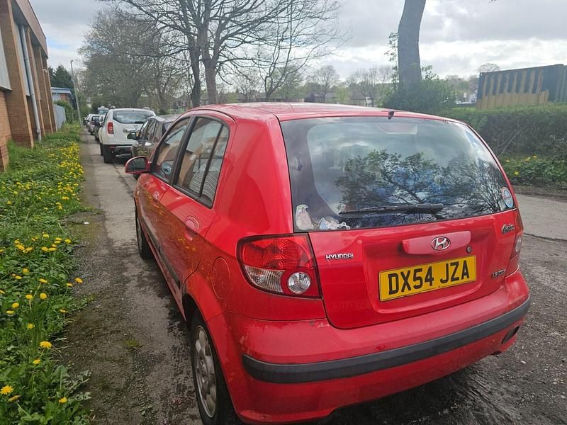 Used Hyundai Getz 105 HP (77 kW) 2004 Red Hatchback