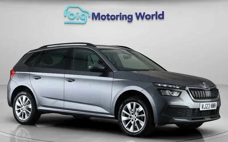Usado Skoda Kamiq SE Drive 95 CV (69 kW) 2023 SUV