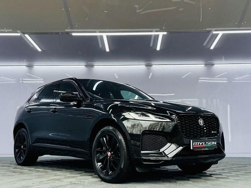 Second-hand Jaguar F-Pace R-Dynamic 204 CP (150 kW) 2022 Negru SUV