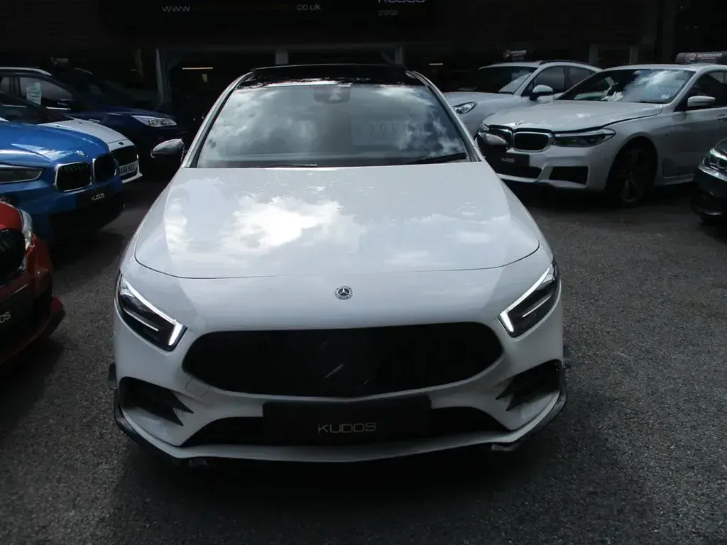 Used Mercedes A250 AMG line 224 HP (164 kW) 2018 White Hatchback