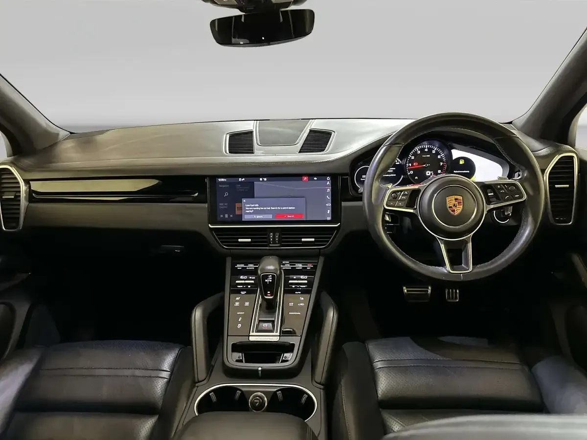 Used Porsche Cayenne S 440 HP (323 kW) 2020 Grey SUV