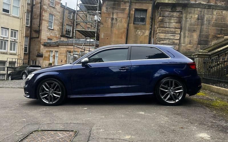 Used Audi S3 Sportback Comfort 310 HP (228 kW) 2017 Blue Hatchback