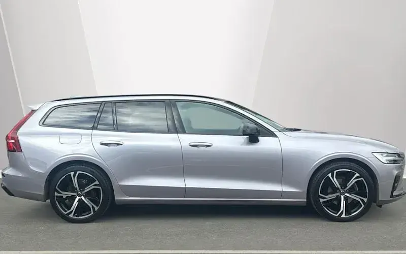 Used Volvo V60 Plus 197 HP (144 kW) 2026 Estate