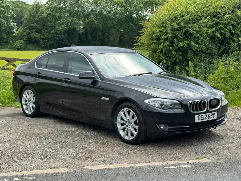 Used BMW 520 Advantage 190 HP (139 kW) 2012 Black Sedan