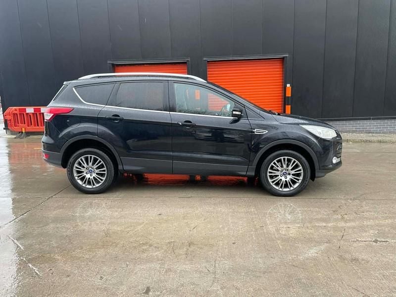 Used Ford Kuga Titanium 163 HP (119 kW) 2013 Black SUV