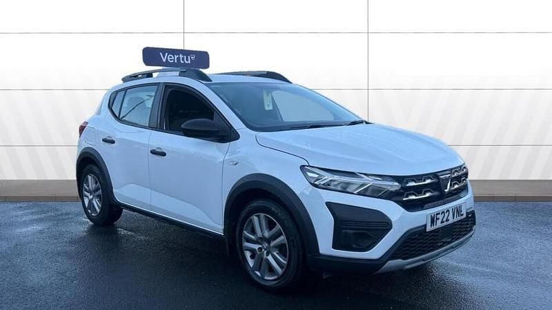 Used 2022 Dacia Sandero Essentiel Hatchback | £10,059 (Good price) - Image 1/3