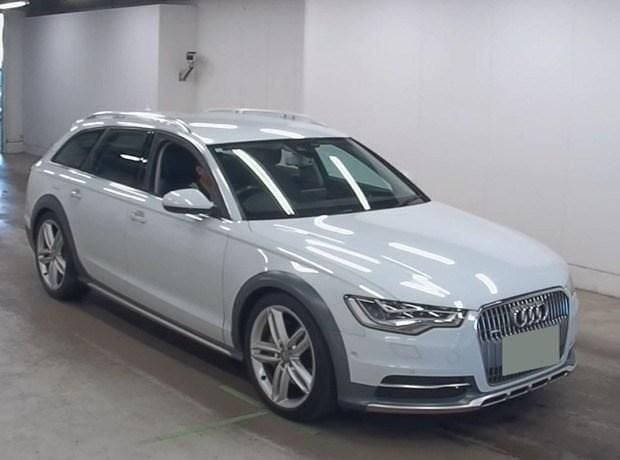 Used Audi A6 Allroad 2013 White Estate