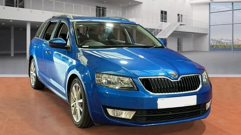 Blue Used 2013 Skoda Octavia Elegance Estate | £5,499 (Fair price) - Image 1/4