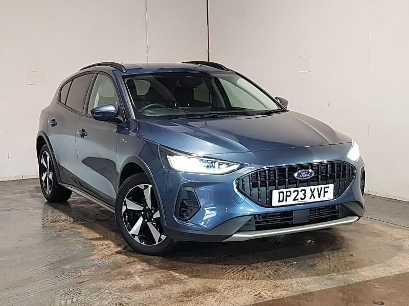 Blue Used 2023 Ford Focus Active Hatchback | £15,998 (Fair price) - Image 1/4