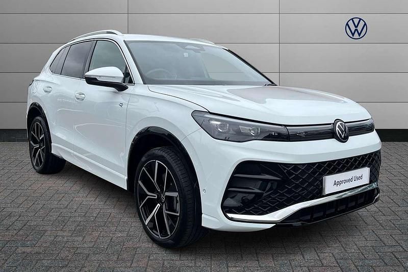 White Used 2024 VW Tiguan R-line SUV | £34,199 (Expensive) - Image 1/4