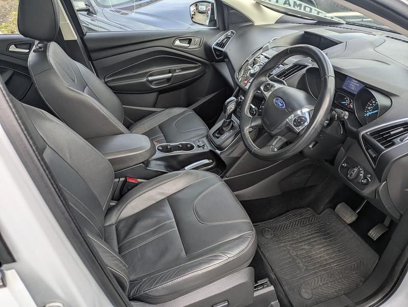 Used Ford Kuga Titanium X 163 HP (119 kW) 2013 White SUV