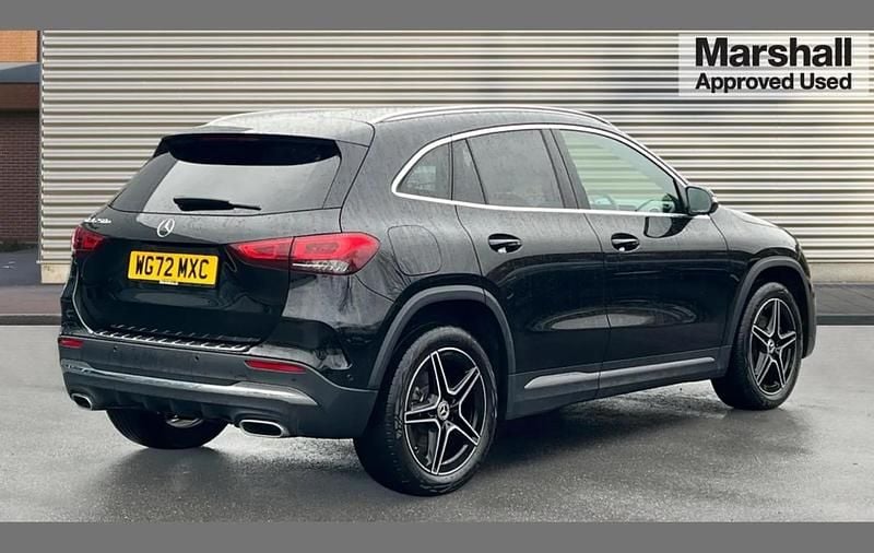 Used Mercedes GLA250 Executive 214 HP (157 kW) 2022 Black SUV