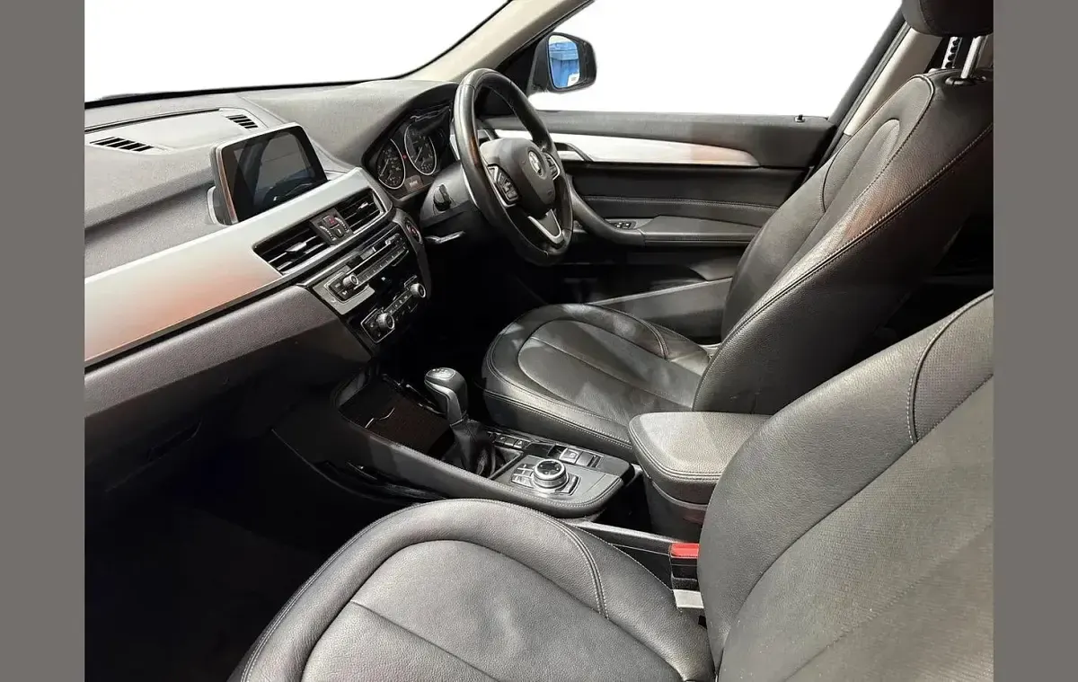 Used BMW X1 xLine 187 HP (137 kW) 2017 Silver SUV