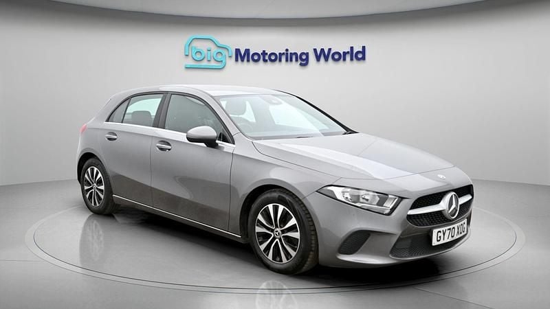 Used Mercedes A180 SE 116 HP (85 kW) 2020 Grey Hatchback