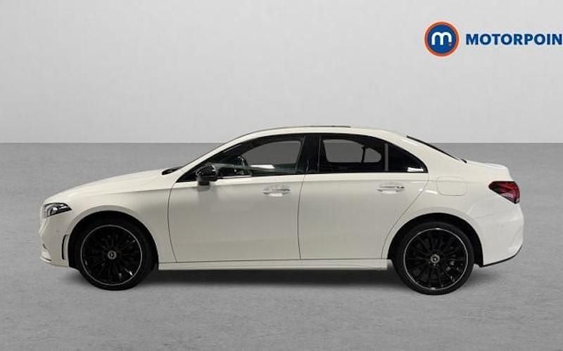 Used Mercedes A250 AMG Line Premium Plus 218 HP (160 kW) 2022 White Sedan