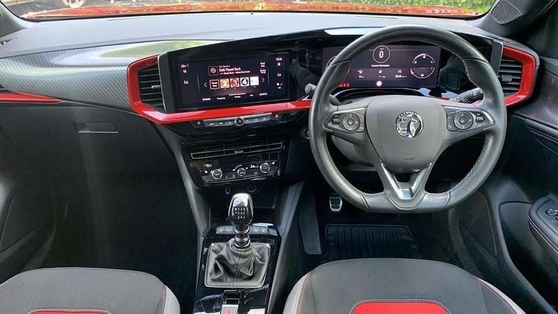 Red Used 2022 Vauxhall Mokka SRi SUV | £16,682 (Fair price) - Image 1/4