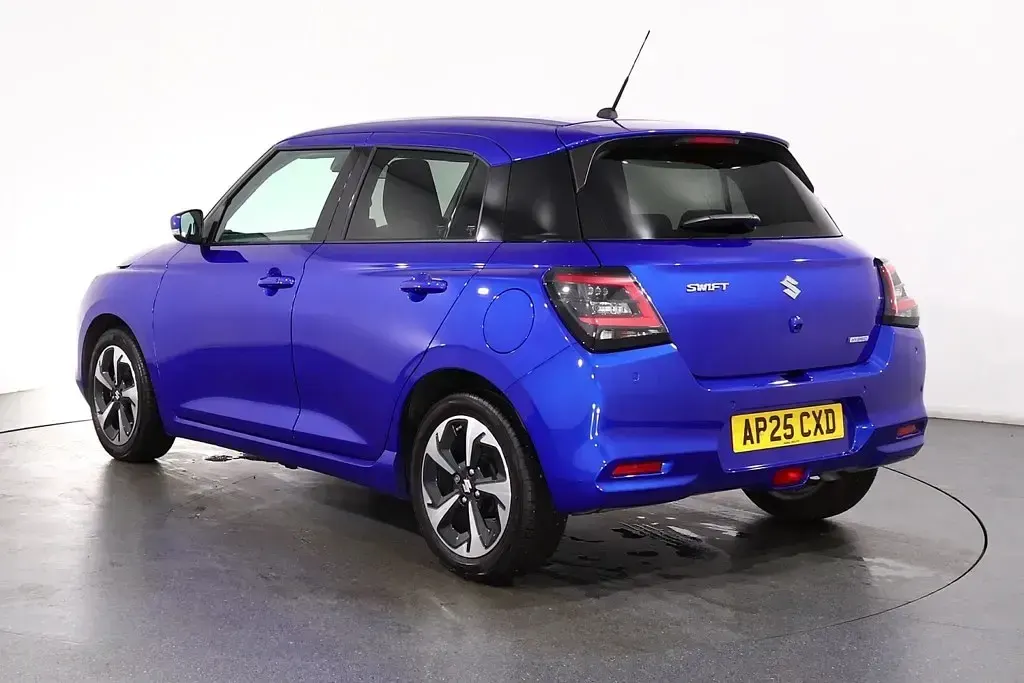 Used Suzuki Swift 82 HP (60 kW) 2025 Blue Hatchback