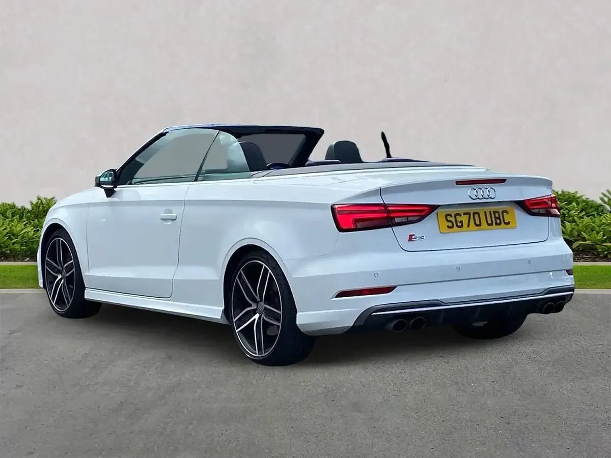 Used Audi Cabriolet Business 300 HP (220 kW) 2021 White Cabriolet