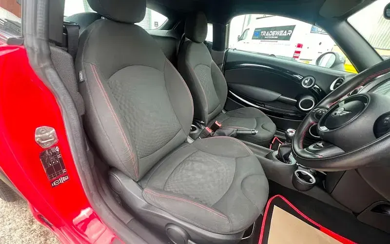 Used Mini Cooper S Coupé 184 HP (135 kW) 2013 Red Coupe