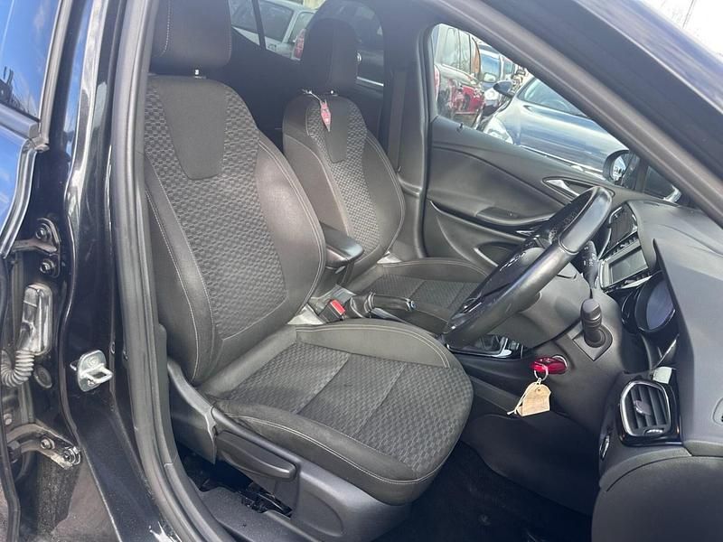 Used Vauxhall Astra SRi 150 HP (110 kW) 2016 Black Hatchback