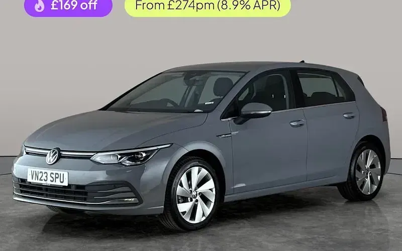Used VW Golf VIII Style 131 HP (96 kW) 2023 Hatchback