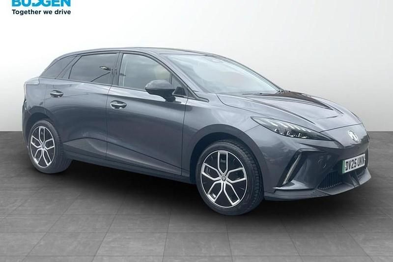 New 2025 MG MG4 EV Trophy Hatchback | £25,891 - Image 1/1