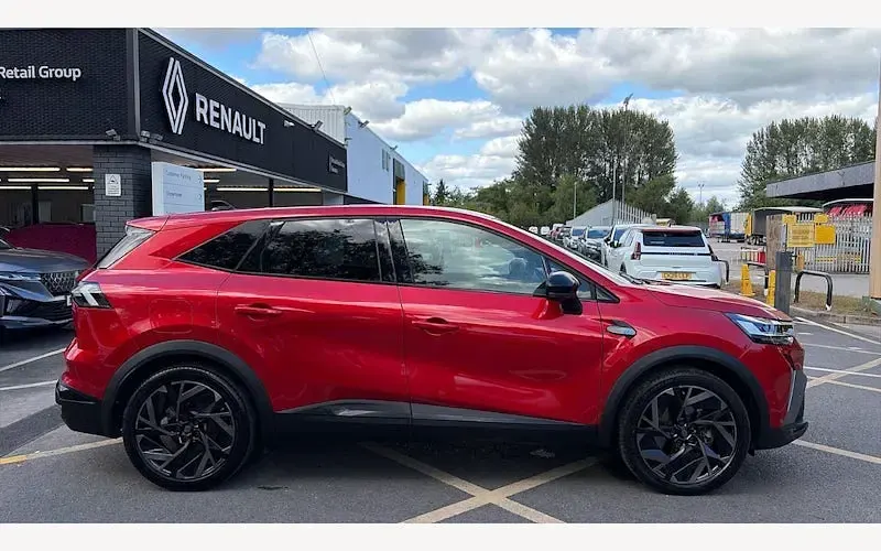 Used Renault Symbioz Iconic Esprit Alpine 143 HP (105 kW) 2025 Red  SUV