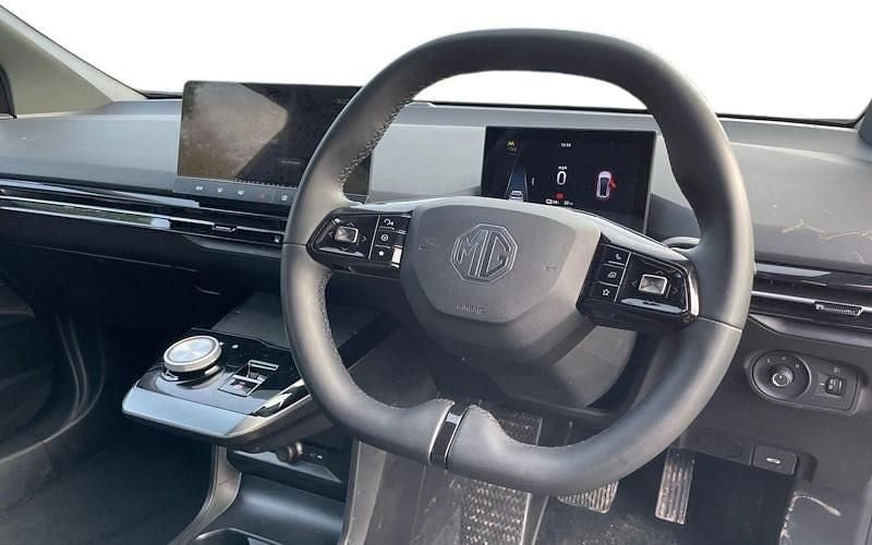 Used MG MG4 EV SE 150 kW (204 HP) 2024 Grey Hatchback