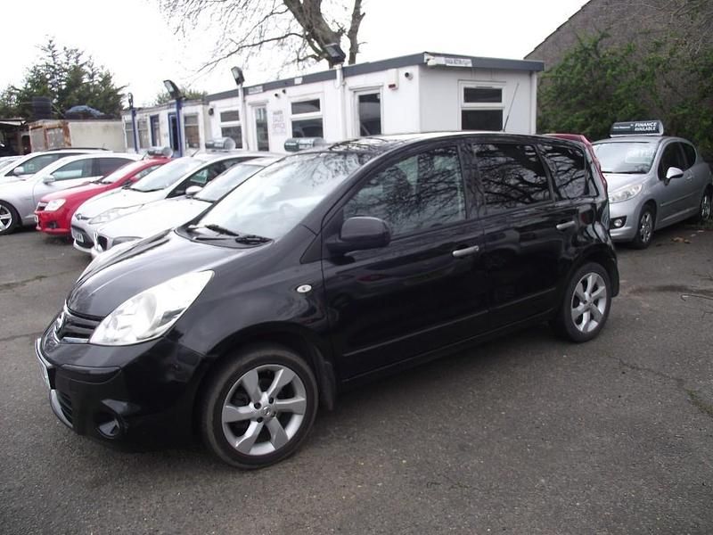 Used Nissan Note Tekna 110 HP (80 kW) 2011 Black MPV