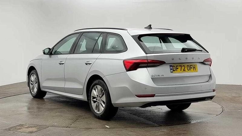 Used Skoda Octavia SE Technology 150 HP (110 kW) 2023 Silver Estate