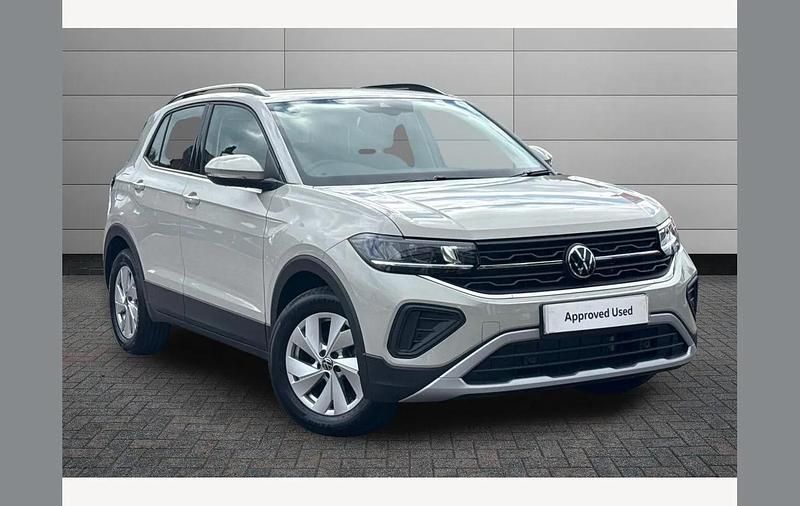 Used VW T-Cross Life 95 HP (69 kW) 2025 Pure white SUV