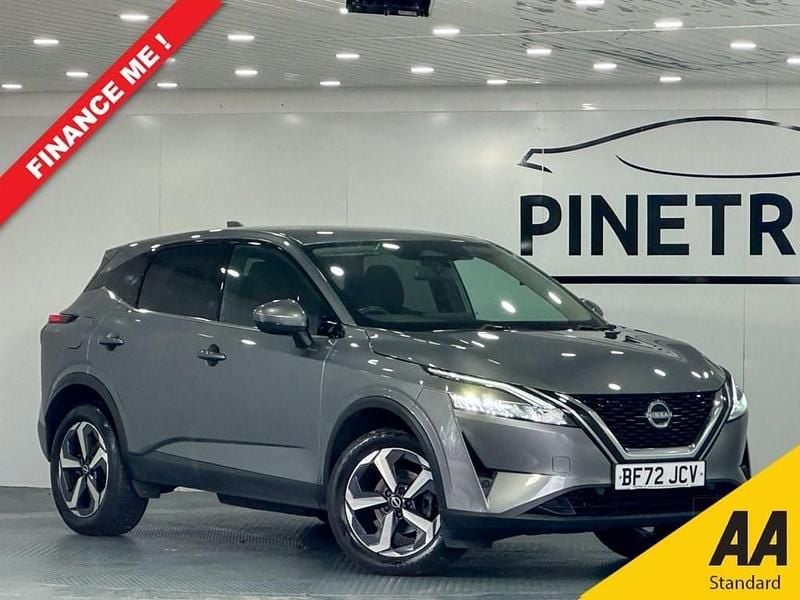 Grey Used 2022 Nissan Qashqai N-Connecta SUV | £14,699 (Fair price) - Image 1/3