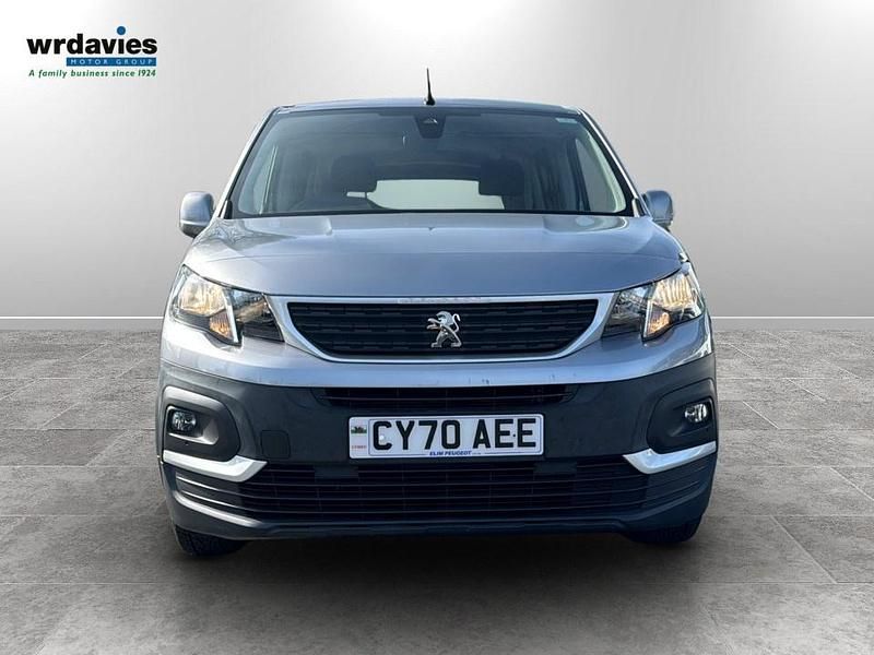 Begagnad Peugeot Rifter Active 2020 Grå Minibuss