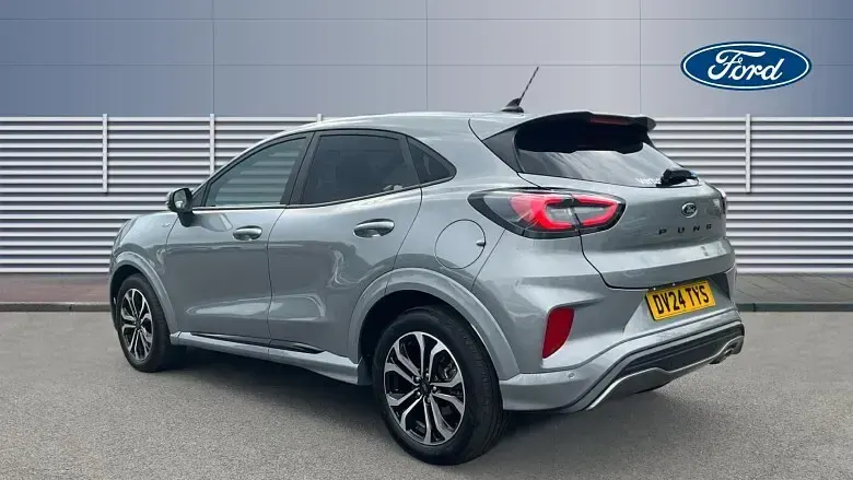 Usado Ford Puma ST-Line 155 CV (114 kW) 2023 Plateado SUV