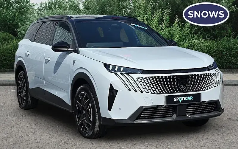 Second-hand Peugeot 5008 GTi 136 CP (100 kW) 2025 SUV