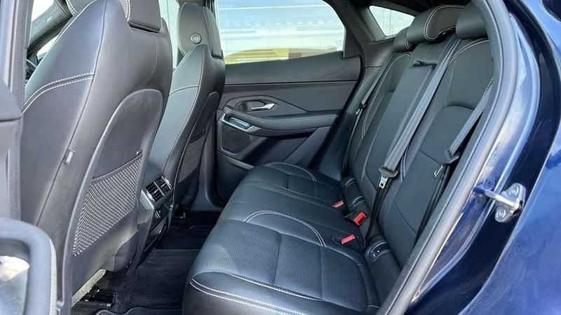 Usado Jaguar E-Pace R-Dynamic 204 HP (150 kW) 2023 Azul SUV