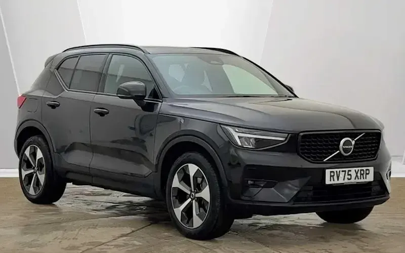 Used Volvo XC40 Plus 197 HP (144 kW) 2027 SUV
