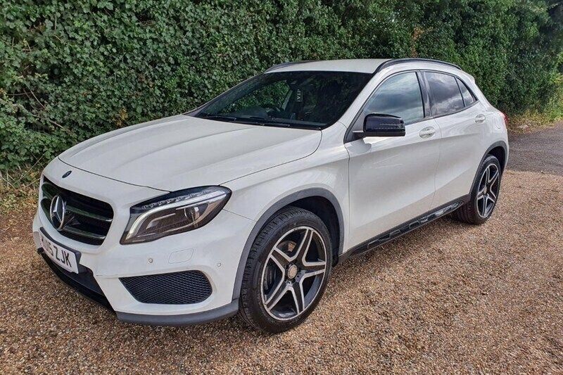 White Used 2015 Mercedes GLA220 AMG line SUV | £10,995 (Fair price) - Image 1/1