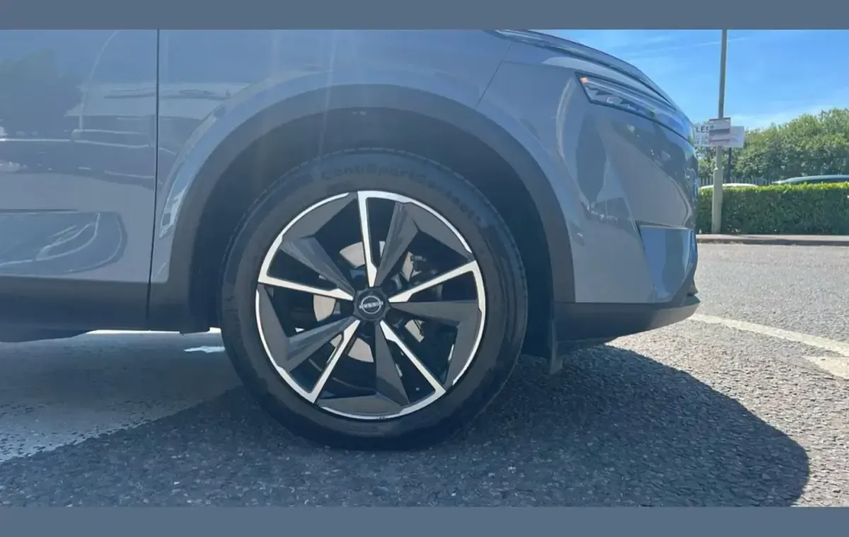 Used Nissan Qashqai Tekna 155 HP (114 kW) 2023 Grey SUV