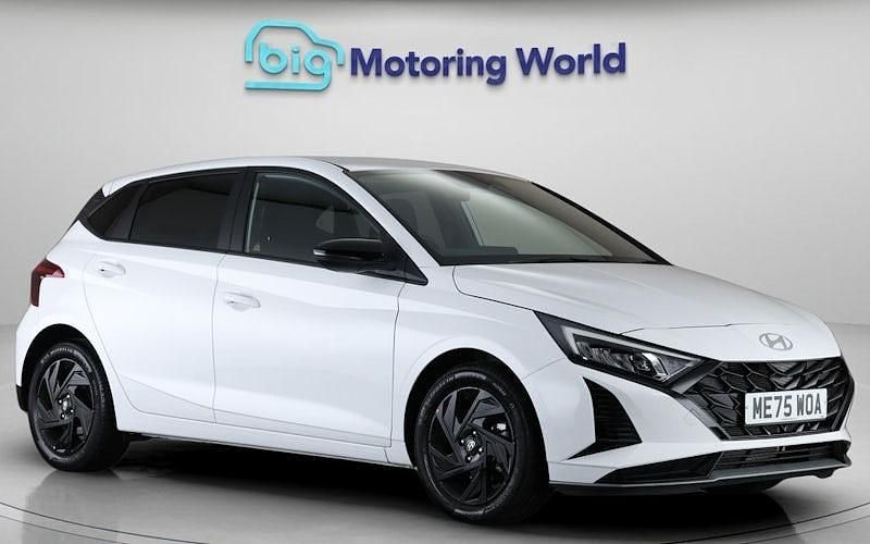 Käytetty Hyundai i20 Blackline 90 HP (66 kW) 2026 Viistoperä